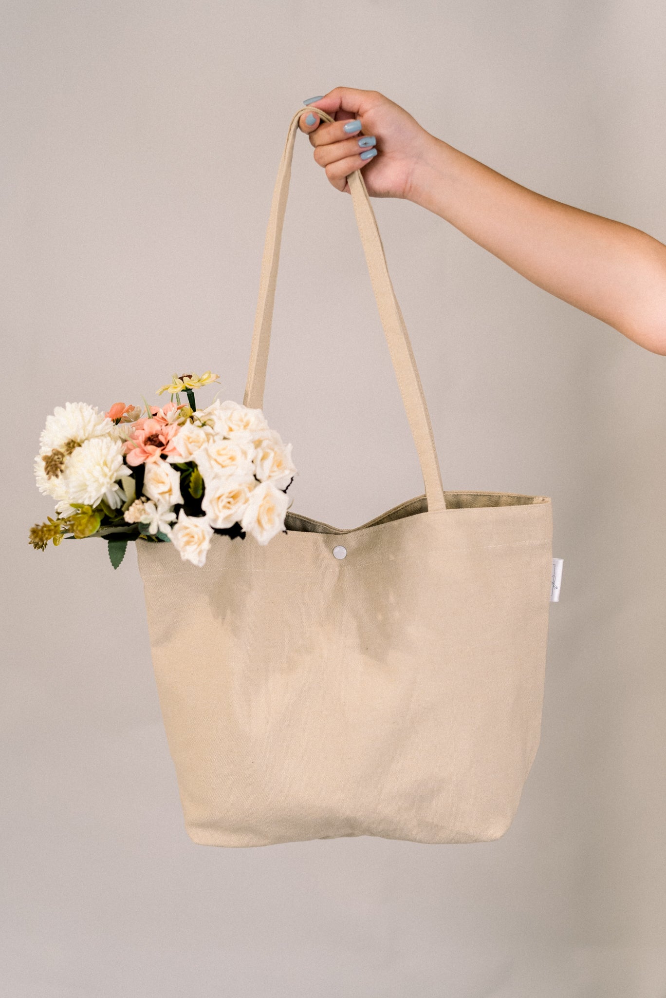 Jane Everyday Carry All Tote Bag & Large Puffer Organizer Pouch| The Holiday Gift Box by Vintage Threads