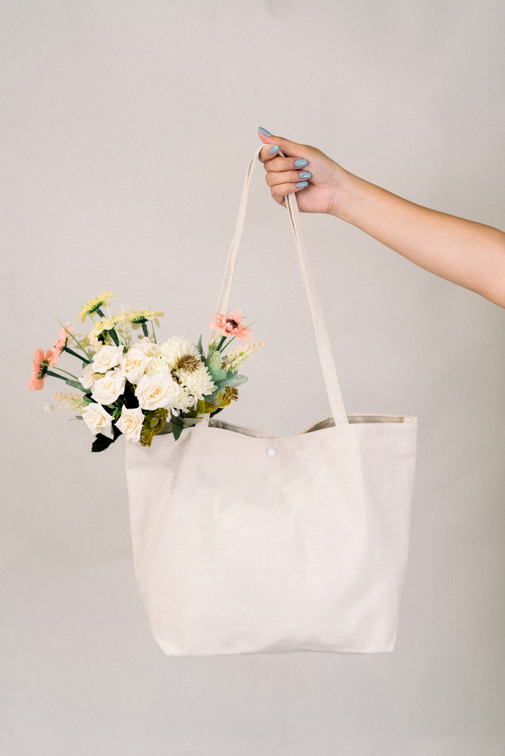 Jane Everyday Carry All Tote Bag & Large Puffer Organizer Pouch| The Holiday Gift Box by Vintage Threads