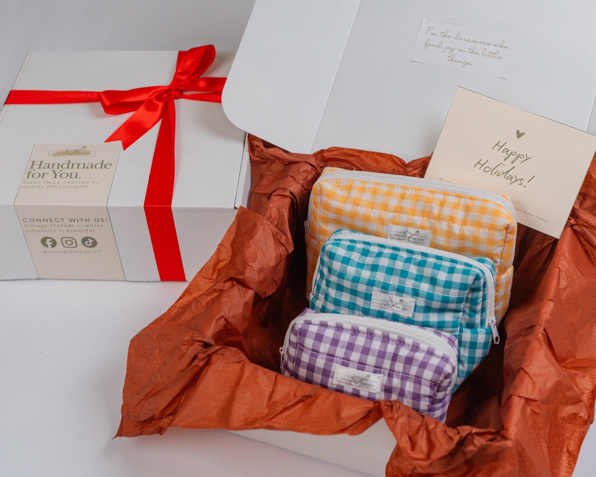 Puffer Organizer Pouch - Small, Medium & Large | The Holiday Gift Box by Vintage Threads