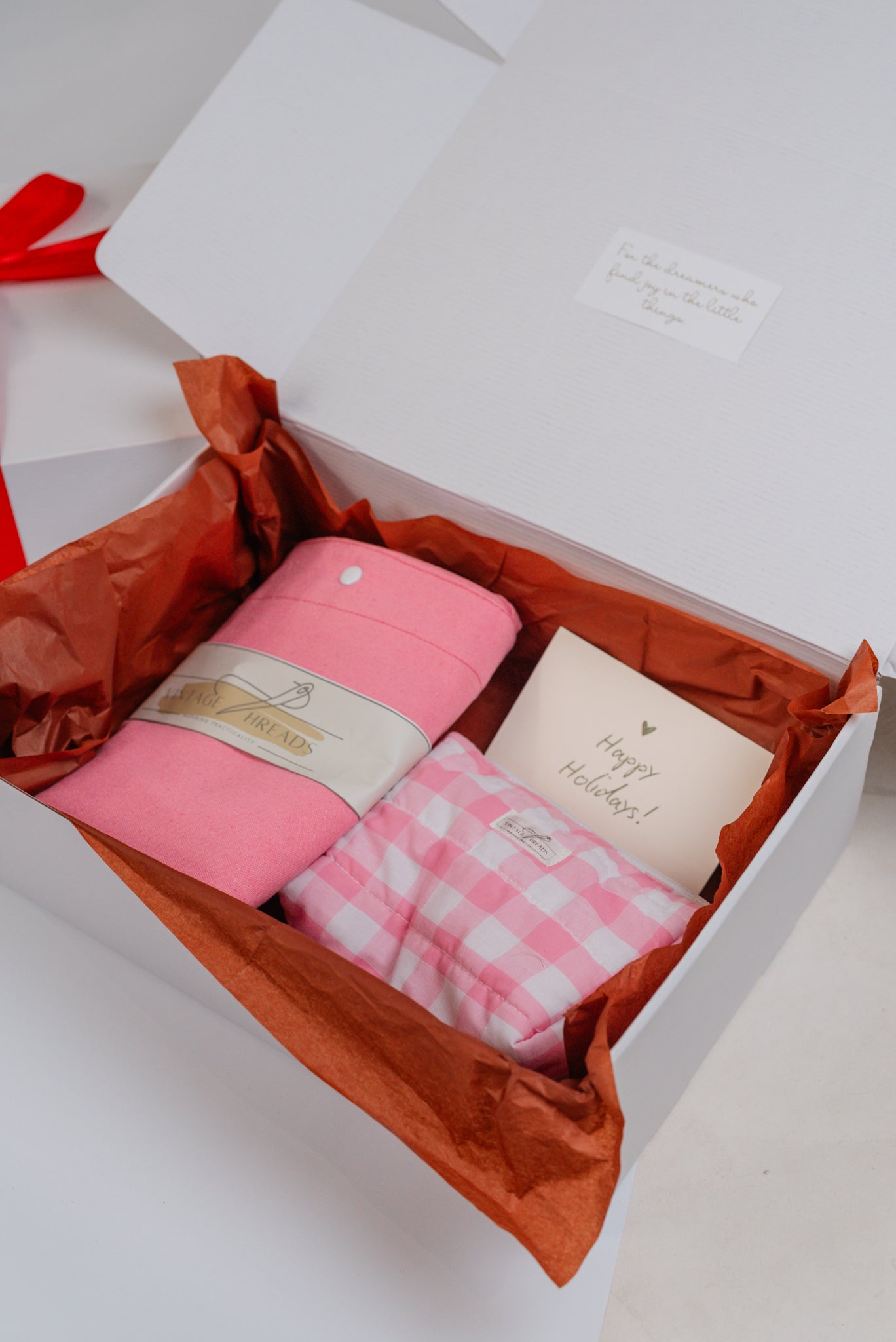 Jane Everyday Carry All Tote Bag & Large Puffer Organizer Pouch| The Holiday Gift Box by Vintage Threads