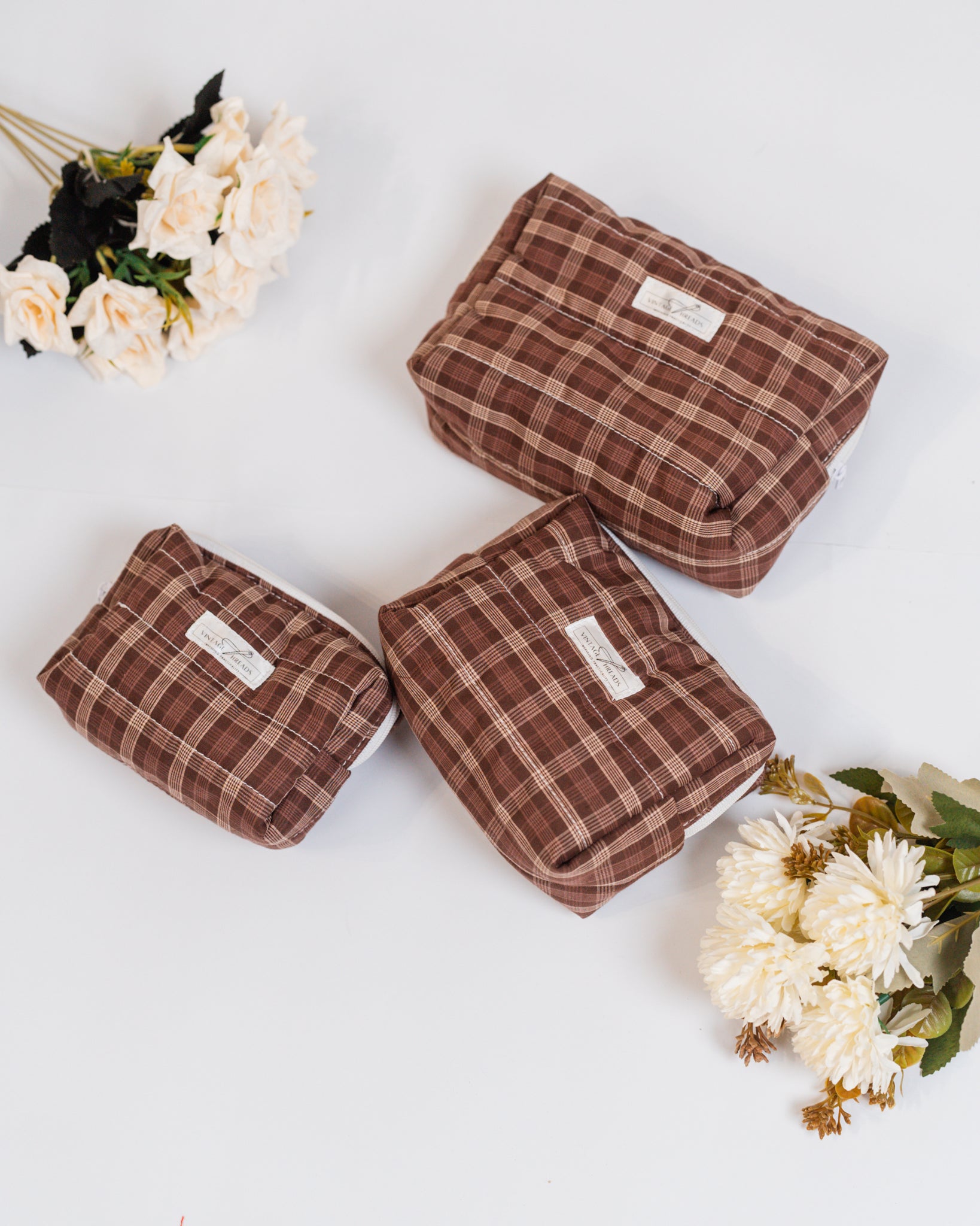 Puffer Organizer Pouch (Medium) | Handmade Quilted Cotton Travel Pouch by Vintage Threads
